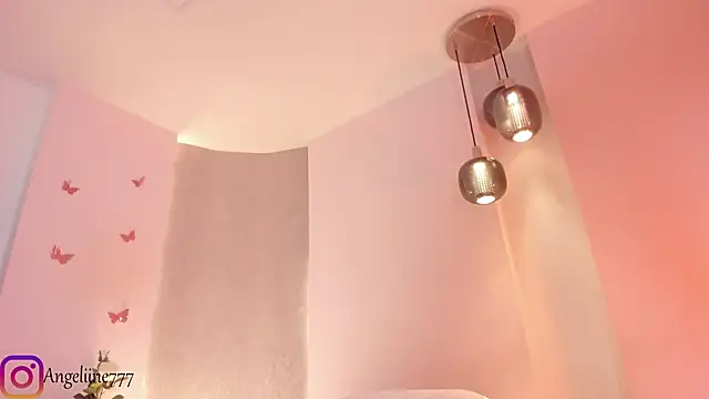 Snapshot of angeline-777 chatting on September 18, 1:02 pm angeline-777 online show from September 18, 1:02 pm