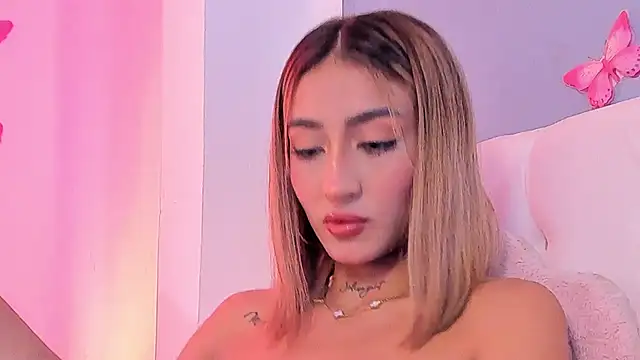 Snapshot of rosemonrooe chatting on April 6, 2:18 pm rosemonrooe online show from April 6, 2:18 pm