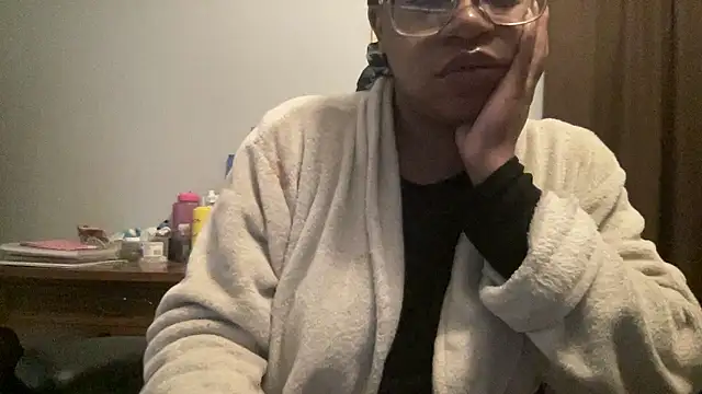 MommyConfident online show from January 7, 1:57 pm