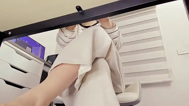 Alisa Hotfeeling online show from December 22, 10:07 pm