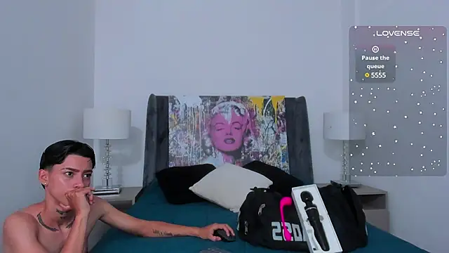 AmberAdams  online show from December 9, 4:26 pm