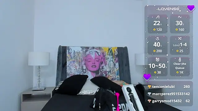 AmberAdams  online show from December 14, 5:14 pm