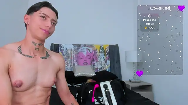 AmberAdams  online show from December 15, 4:15 pm