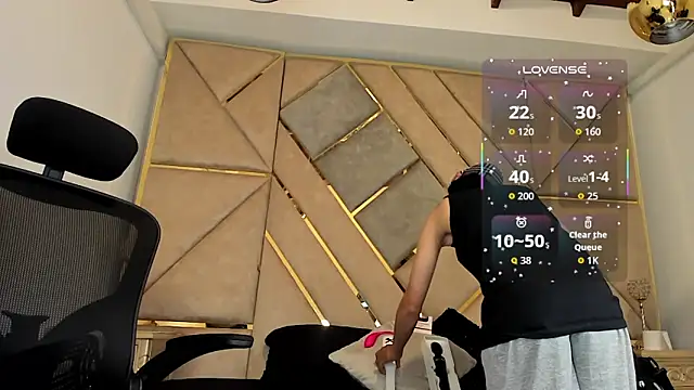 AmberAdams  online show from September 25, 4:32 pm