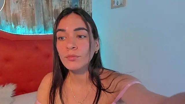 Snapshot of Emma_Sophia2 chatting on March 17, 12:08 am Emma Sophia2 online show from March 17, 12:08 am