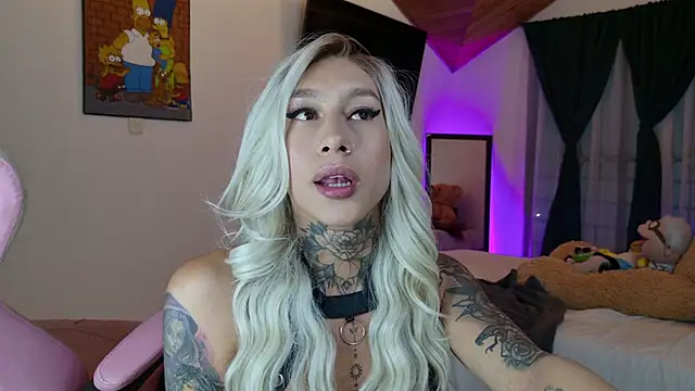 Juana 777 online show from September 28, 3:45 am