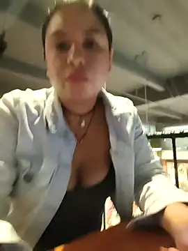 Snapshot of Francesca_ferrari chatting on September 19, 7:36 pm Francesca ferrari online show from September 19, 7:36 pm