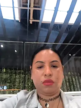 Snapshot of Francesca_ferrari chatting on September 23, 8:34 pm Francesca ferrari online show from September 23, 8:34 pm