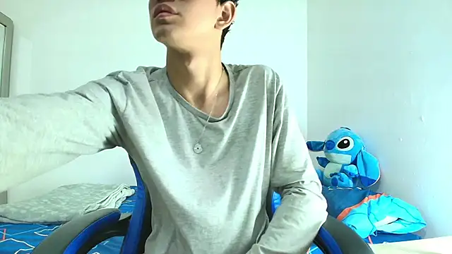 Snapshot of TylerWhite_ chatting on March 19, 2:59 am TylerWhite  online show from March 19, 2:59 am