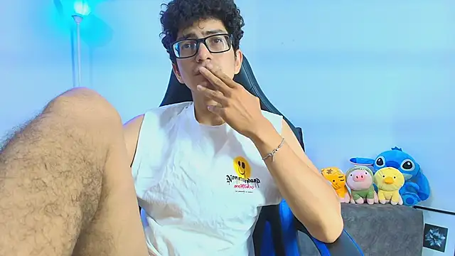 Snapshot of TylerWhite_ chatting on September 30, 5:12 am TylerWhite  online show from September 30, 5:12 am