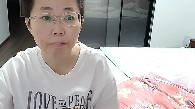 Snapshot of sonyx chatting on September 28, 4:01 pm sonyx online show from September 28, 4:01 pm