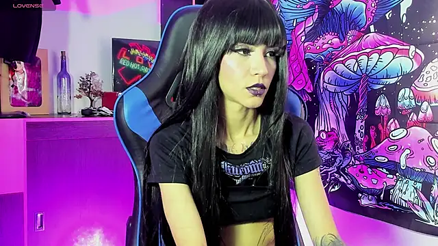 Snapshot of Badxbitch chatting on April 4, 9:23 pm Badxbitch online show from April 4, 9:23 pm