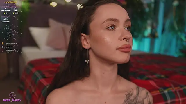 Snapshot of Meow_Nancy chatting on January 10, 11:33 am Meow Nancy online show from January 10, 11:33 am