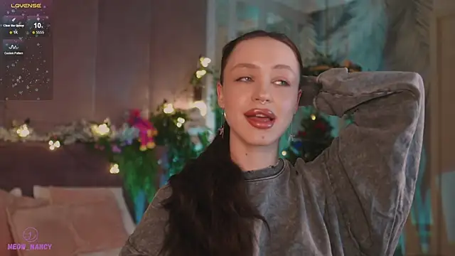 Snapshot of Meow_Nancy chatting on January 15, 6:01 am Meow Nancy online show from January 15, 6:01 am