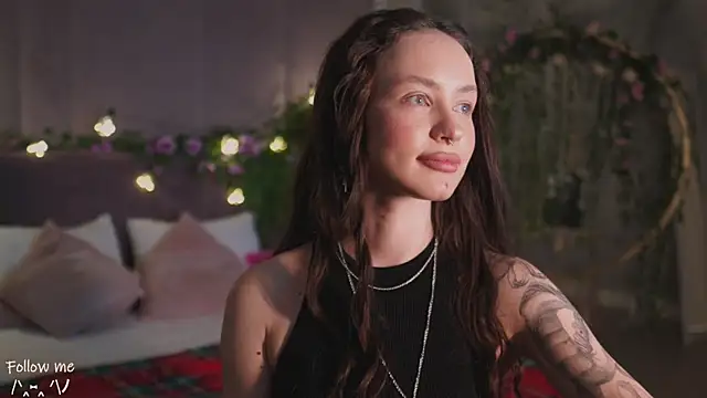 Snapshot of Meow_Nancy chatting on February 17, 9:03 am Meow Nancy online show from February 17, 9:03 am