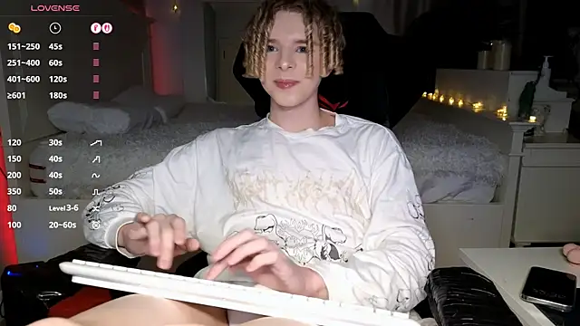 Kudi Minnt online show from March 30, 7:37 pm