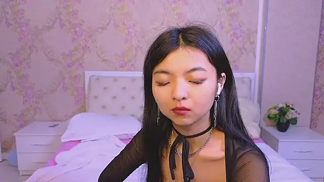 Shy Kira online show from February 3, 3:38 pm