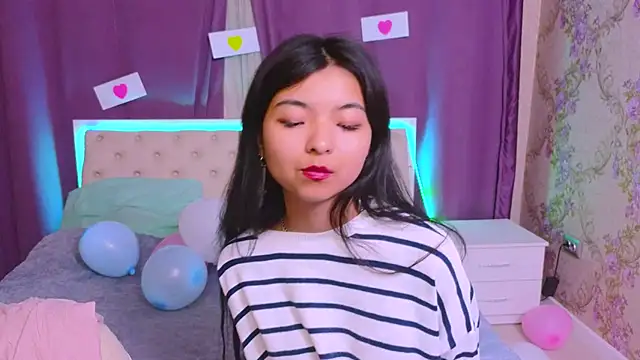 Shy Kira online show from February 11, 3:40 pm