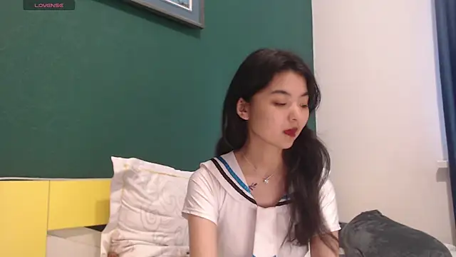 Snapshot of Shy_Kira chatting on May 28, 8:44 am Shy Kira online show from May 28, 8:44 am