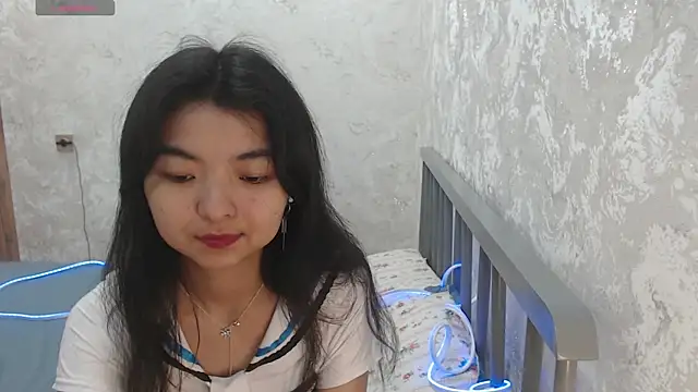 Snapshot of Shy_Kira chatting on July 1, 8:49 am Shy Kira online show from July 1, 8:49 am