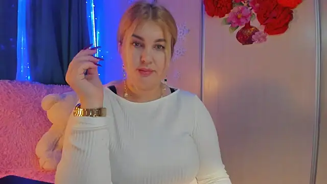 CoraSwon online show from January 21, 2:15 pm