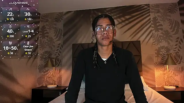 Maxim-Walker online show from November 14, 4:00 am