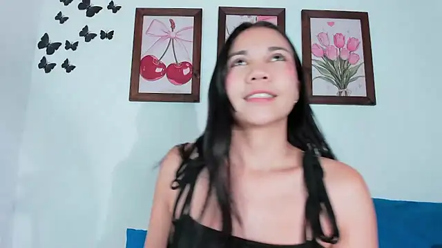 Emiily Parkerr online show from May 12, 10:18 pm