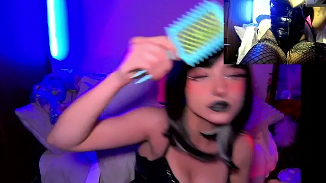 HollyDominic online show from October 27, 11:20 pm