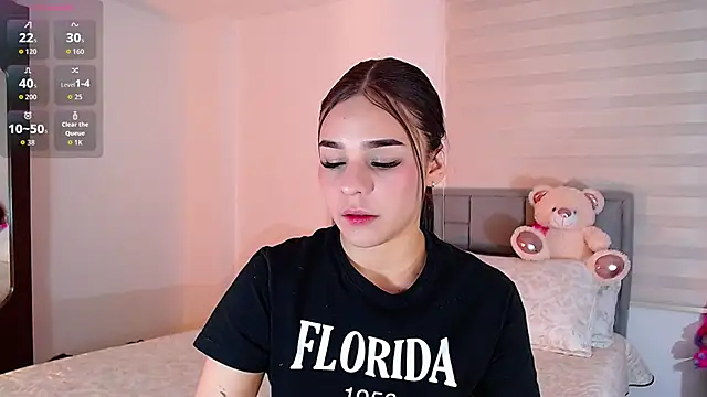Snapshot of astrid-omega chatting on April 28, 1:59 am astrid-omega online show from April 28, 1:59 am