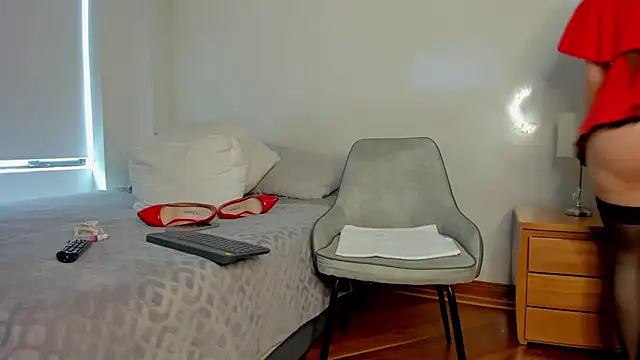 melisa ferretti online show from October 31, 7:04 pm