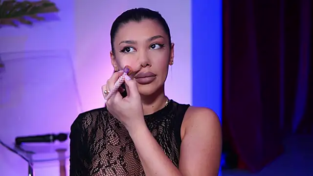 NatyDesiree online show from December 23, 7:52 pm