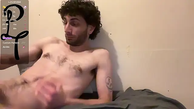 pantslesstraveler plt online show from November 14, 7:07 am