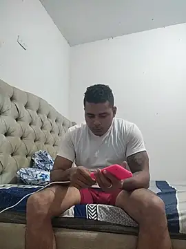 SaucyAffair0 online show from March 17, 11:19 pm