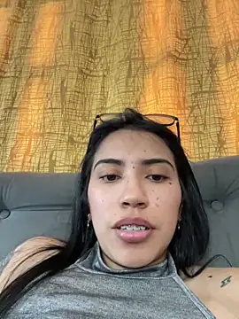 SaritaHot 69 online show from March 17, 7:15 pm