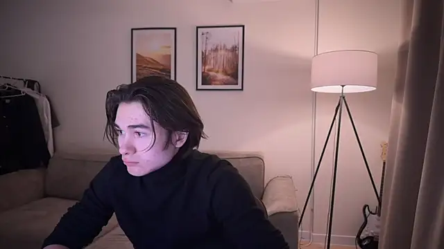 Snapshot of MarkusDean chatting on January 15, 4:32 pm MarkusDean online show from January 15, 4:32 pm