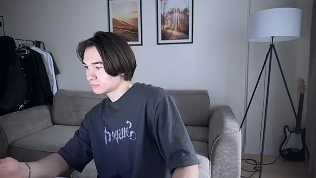 Snapshot of MarkusDean chatting on January 17, 6:04 am MarkusDean online show from January 17, 6:04 am