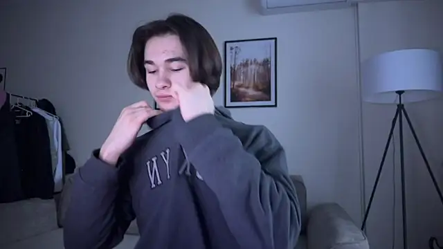 Snapshot of MarkusDean chatting on January 24, 11:26 am MarkusDean online show from January 24, 11:26 am