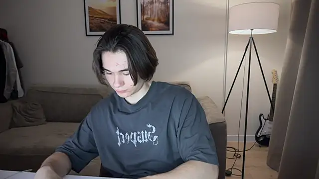 Snapshot of MarkusDean chatting on January 28, 4:29 am MarkusDean online show from January 28, 4:29 am