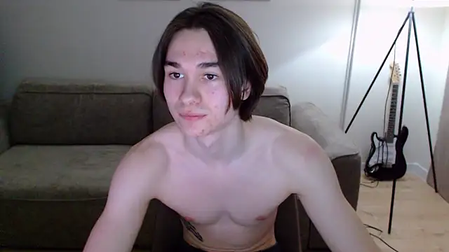 Snapshot of MarkusDean chatting on February 13, 5:44 pm MarkusDean online show from February 13, 5:44 pm