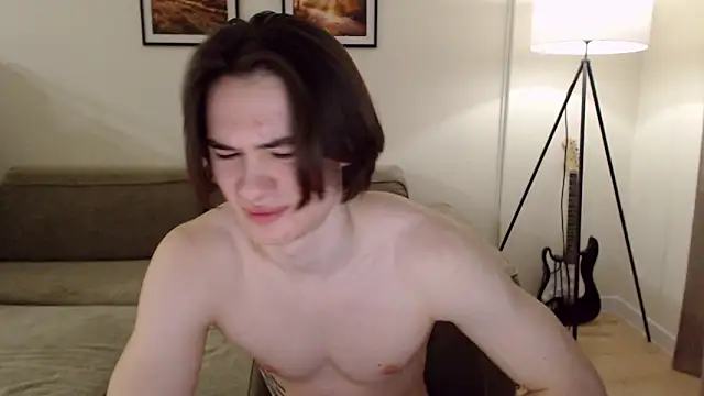 Snapshot of MarkusDean chatting on February 18, 2:38 pm MarkusDean online show from February 18, 2:38 pm