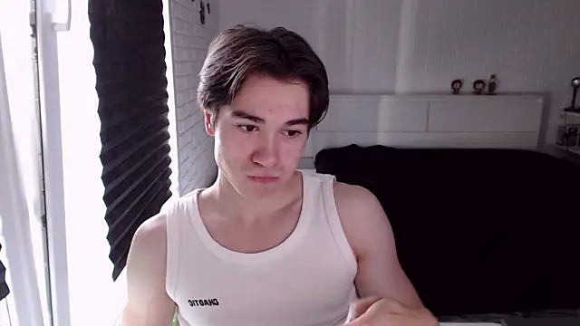 Snapshot of MarkusDean chatting on September 19, 8:05 am MarkusDean online show from September 19, 8:05 am