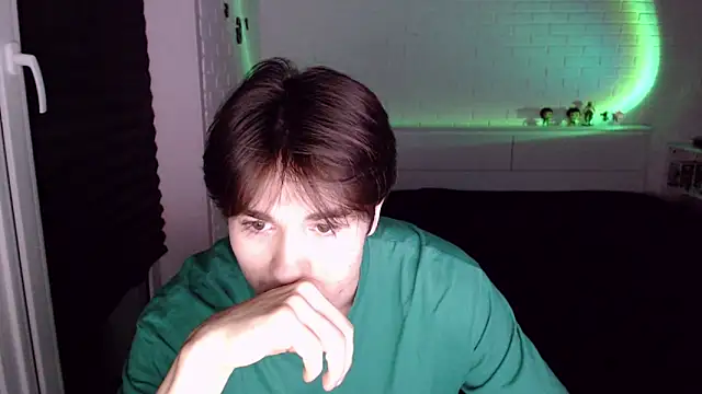 Snapshot of MarkusDean chatting on September 21, 6:42 pm MarkusDean online show from September 21, 6:42 pm