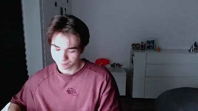 Snapshot of MarkusDean chatting on October 12, 11:20 am MarkusDean online show from October 12, 11:20 am