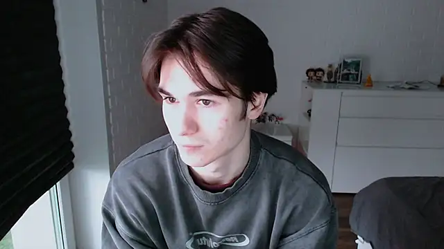 Snapshot of MarkusDean chatting on October 24, 10:22 am MarkusDean online show from October 24, 10:22 am