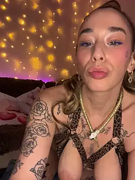 Chachou000 online show from March 5, 6:34 pm
