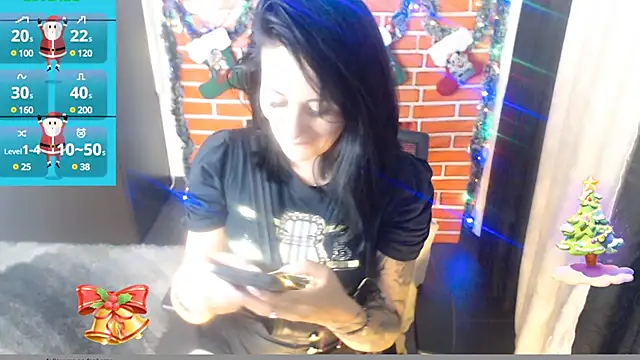 Snapshot of LuisaFernanda170823 chatting on December 14, 11:56 pm LuisaFernanda170823 online show from December 14, 11:56 pm
