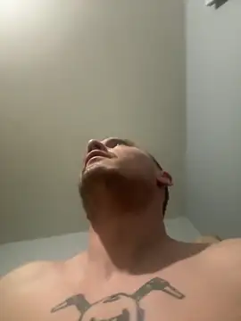 Snapshot of Tbone3390 chatting on February 13, 1:01 am Tbone3390 online show from February 13, 1:01 am