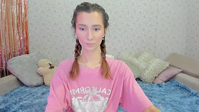 Snapshot of crystalnut chatting on January 23, 12:52 pm crystalnut online show from January 23, 12:52 pm