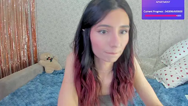 Snapshot of crystalnut chatting on March 15, 11:19 am crystalnut online show from March 15, 11:19 am