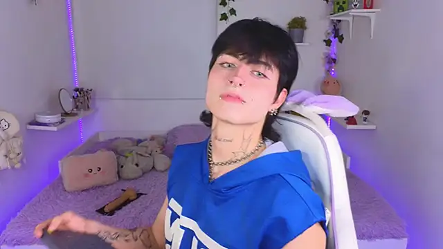 Baby Xian online show from November 21, 7:51 am